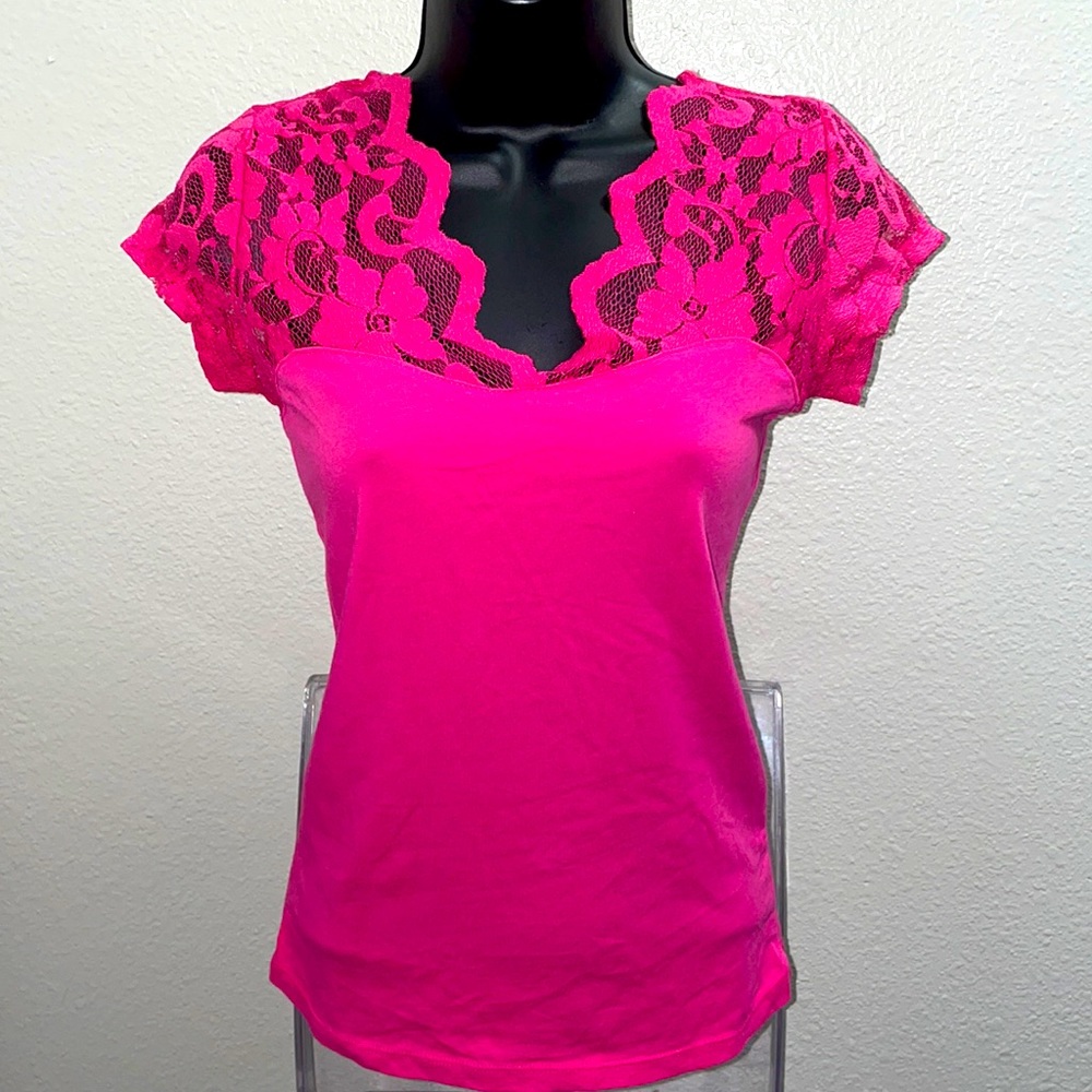 Ambiance Apparel lace top small